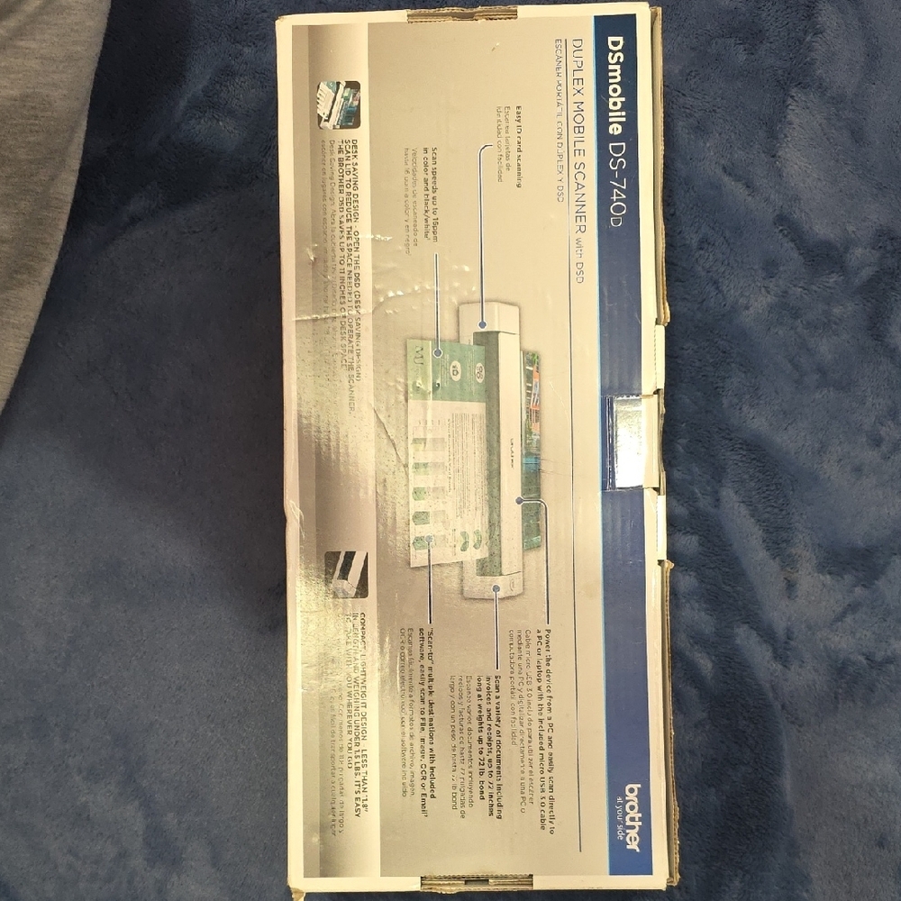 Brother Mobile Duplex Scanner in White and Blue - Picture 4 of 11